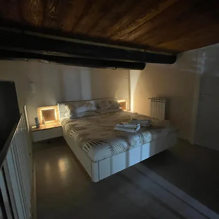 Ferienhaus Glam House & Boat Salerno