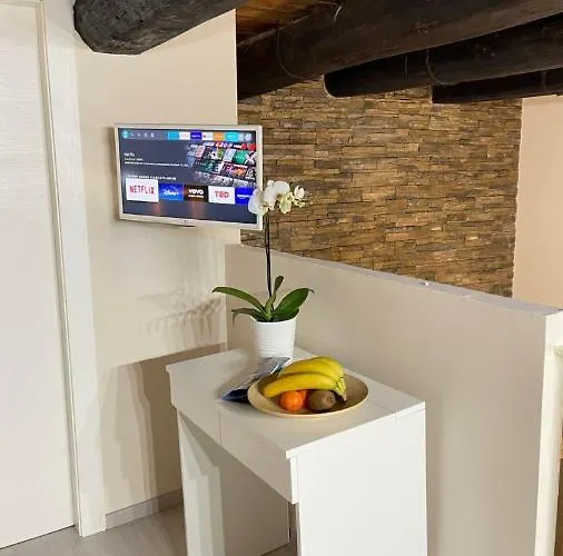 Glam House & Boat * 萨莱诺